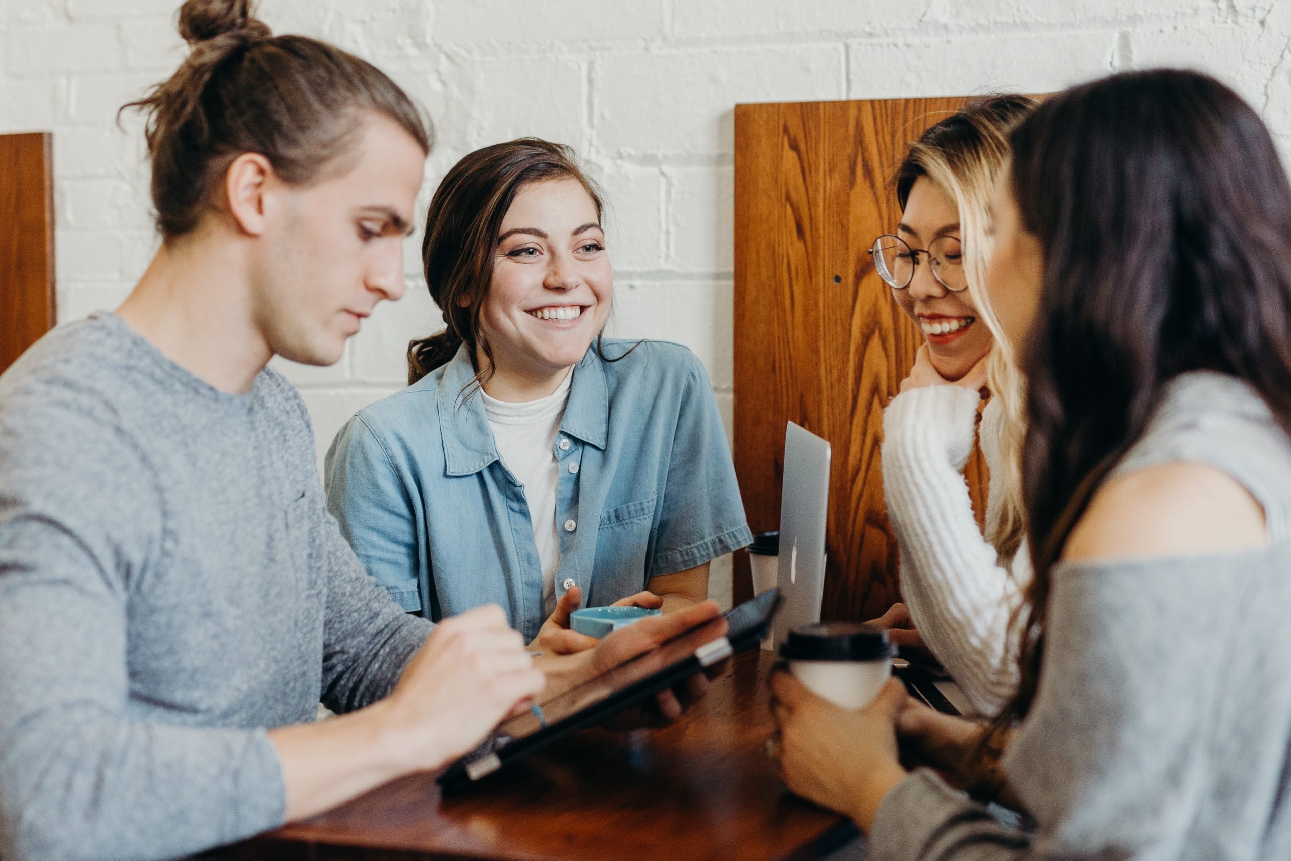 Why Every Entrepreneur Needs a Mentor and How to Find One - The Venture ...